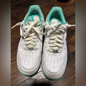 Air Force One white and teal size 8 Men’s